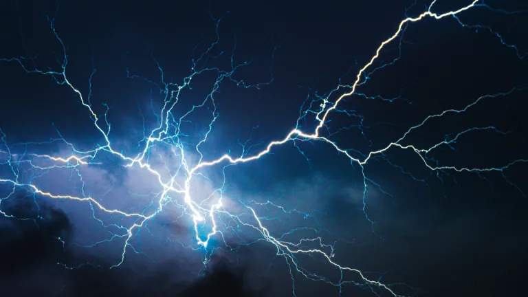 Tormenta Eléctrica
