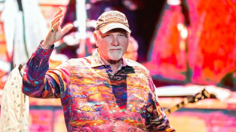 Mike Love 1
