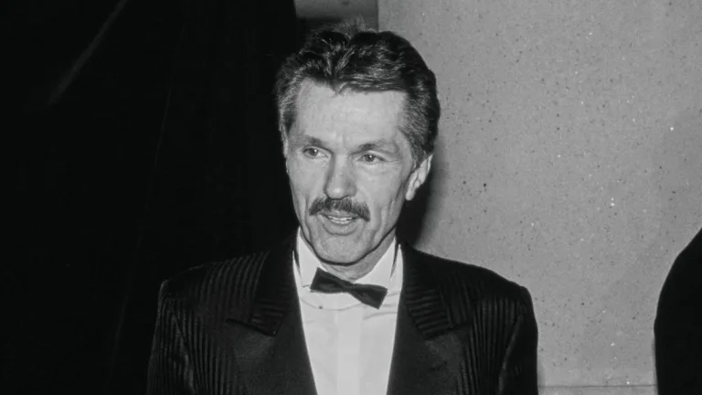 Tom Skerritt