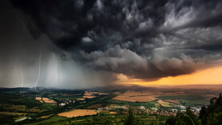 Tormenta Y Granizo
